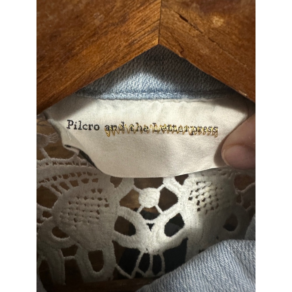 Pilcro and the Letterpress Denim Vest Womens Small Light Blue Good Crochet Lace - Picture 7 of 10